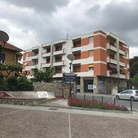 On The Western Ligurian Coast 公寓 博尔焦韦雷齐